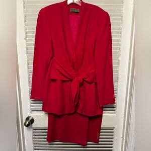 Signature Expressions hot pink skirt suit set Size 10